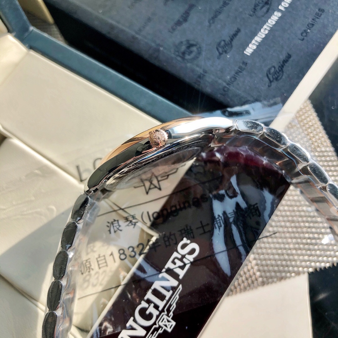 LONGINES