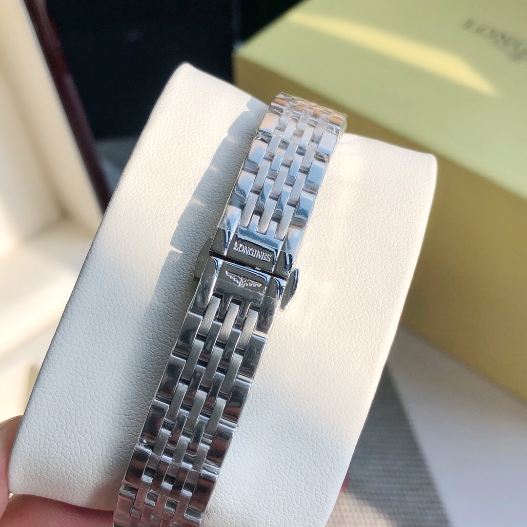 LONGINES