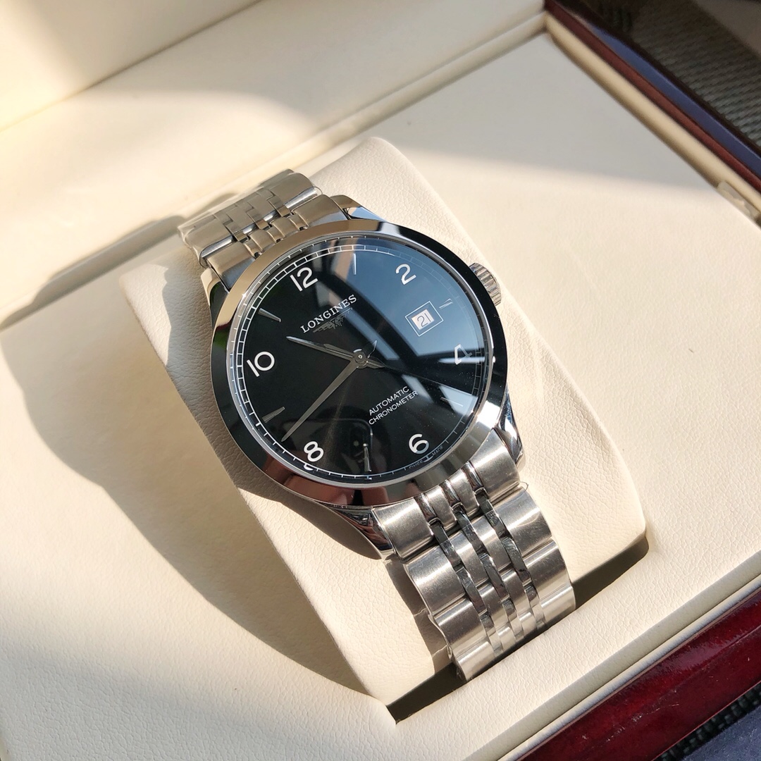 LONGINES
