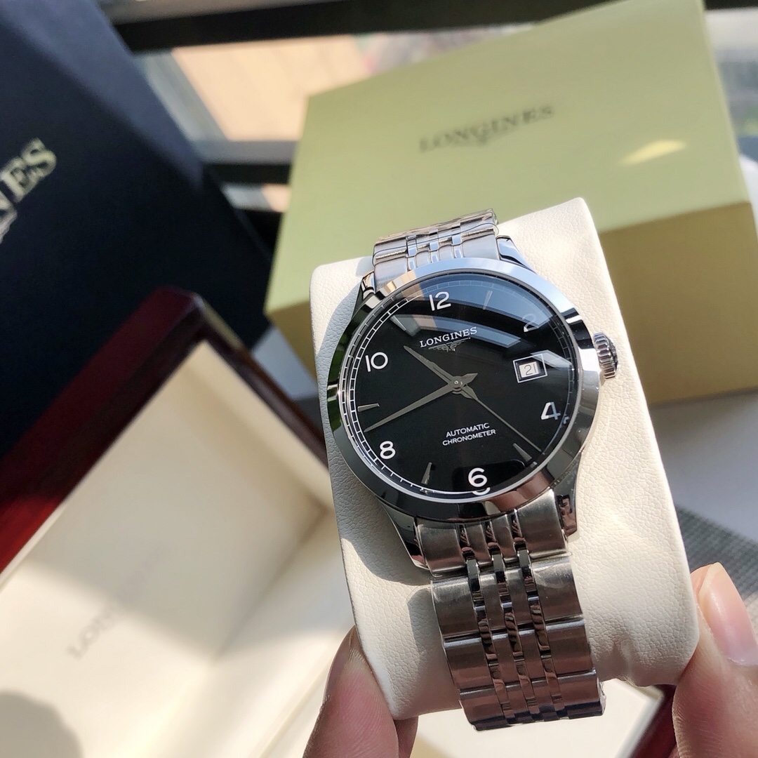 LONGINES
