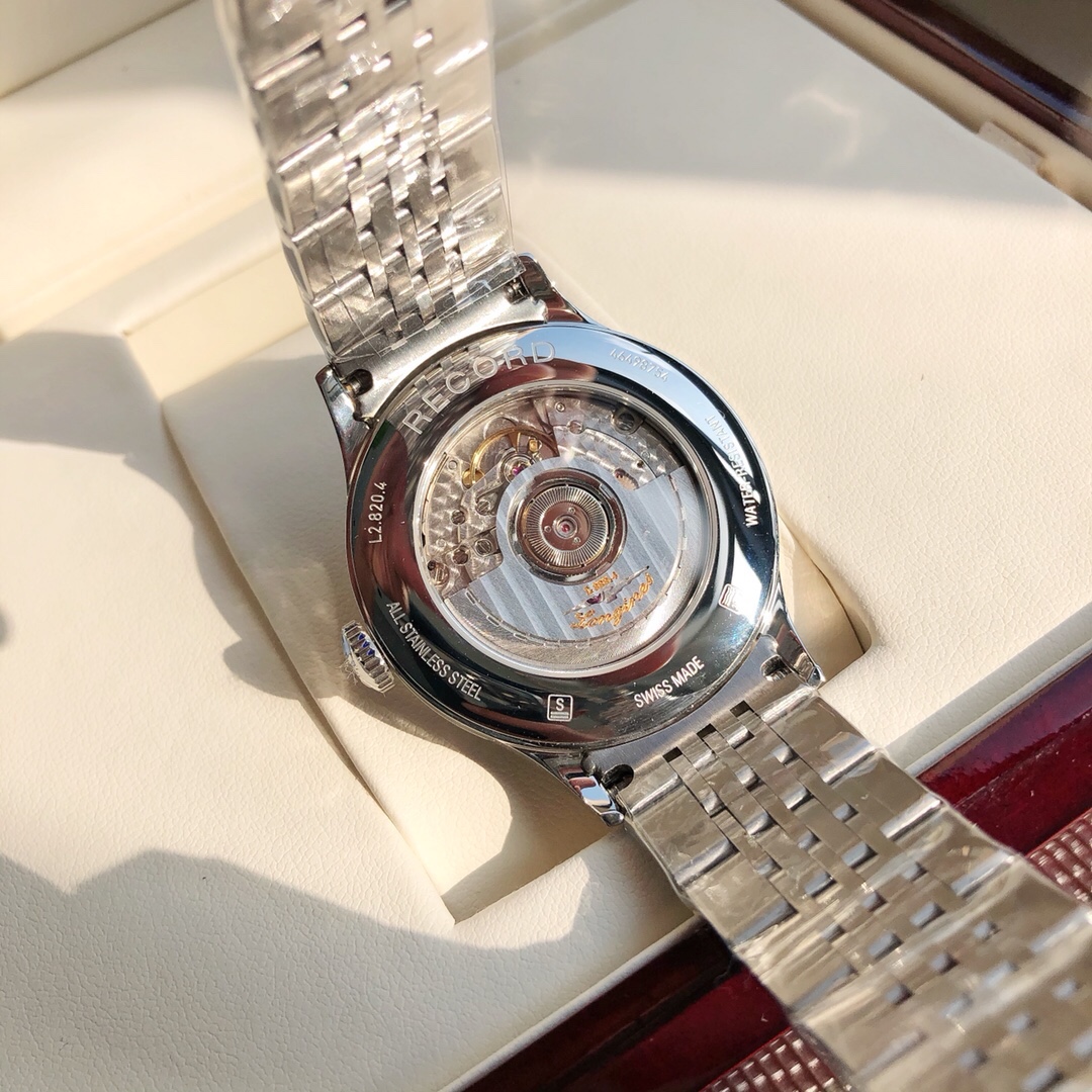 LONGINES