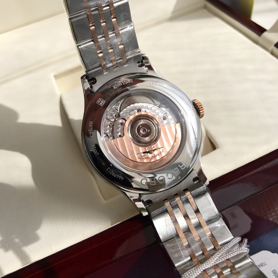 LONGINES