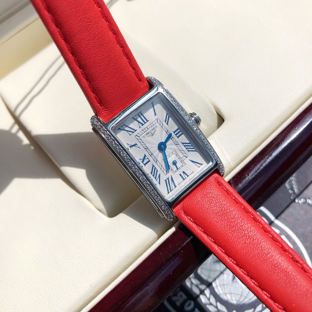 LONGINES