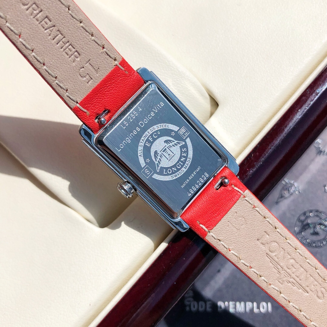 LONGINES