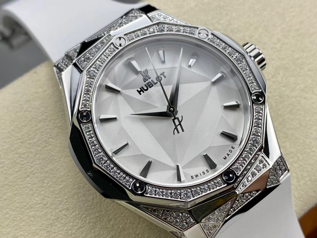 Hublot