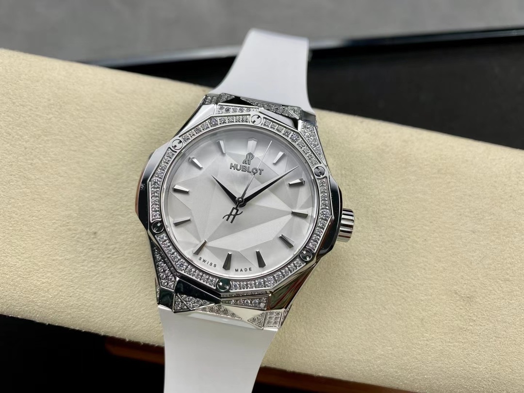 Hublot