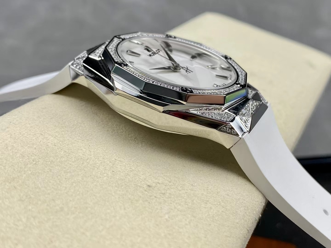 Hublot