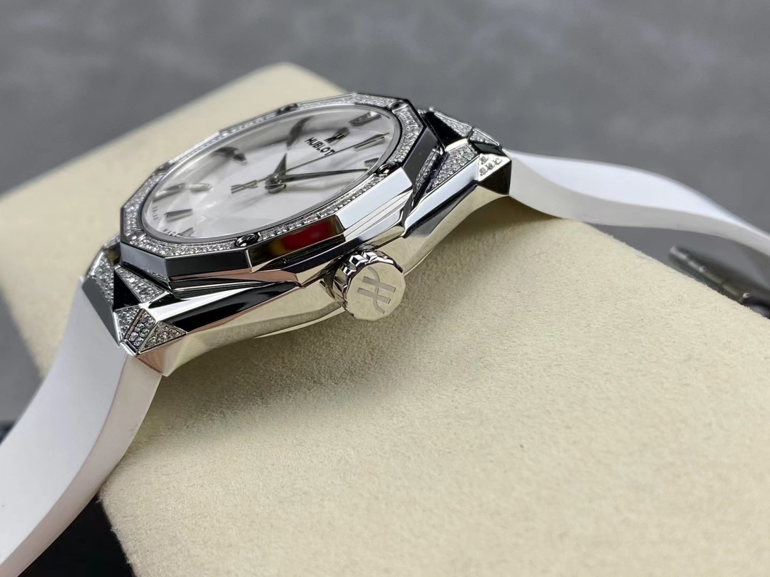 Hublot