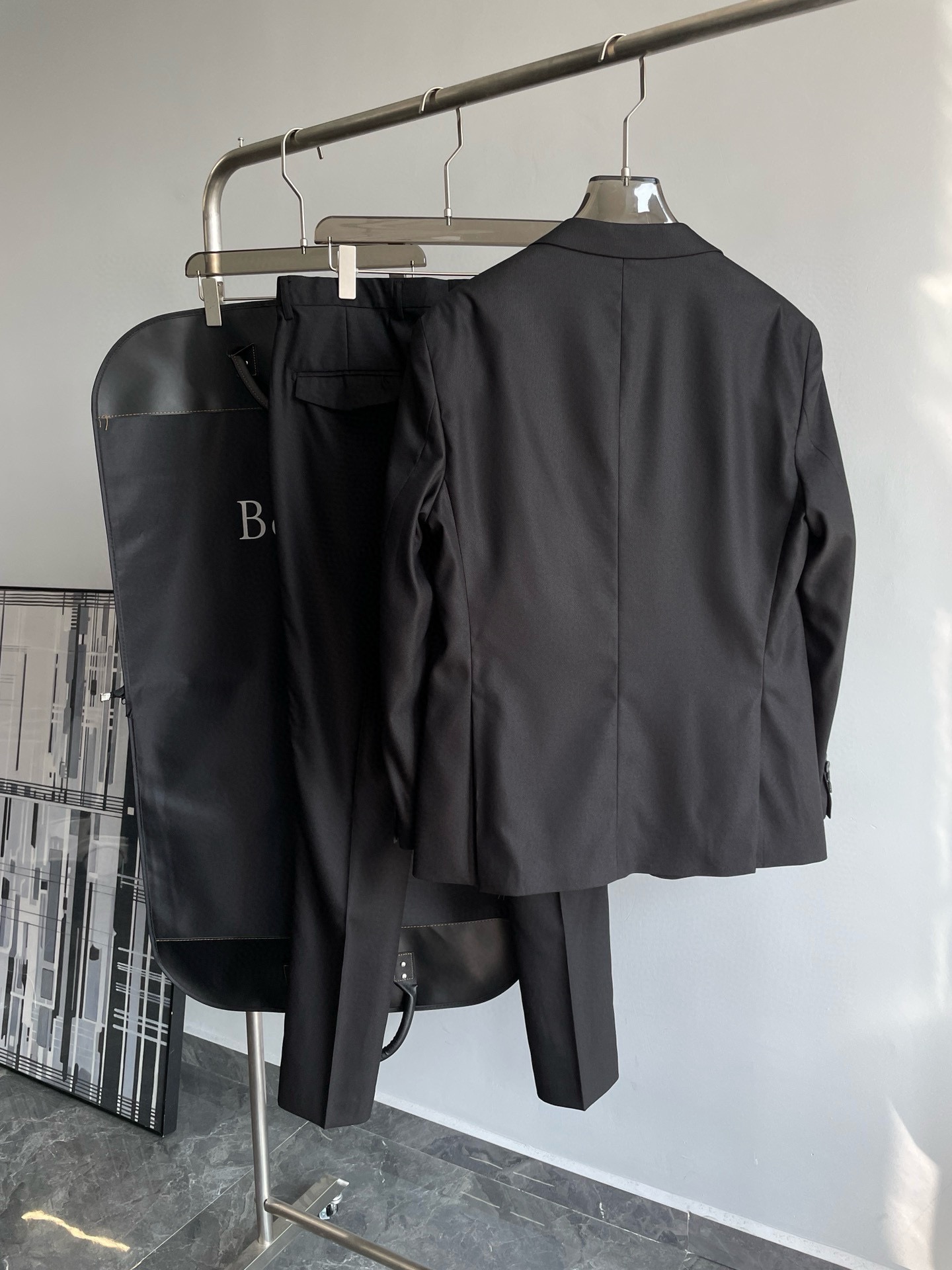 Suit