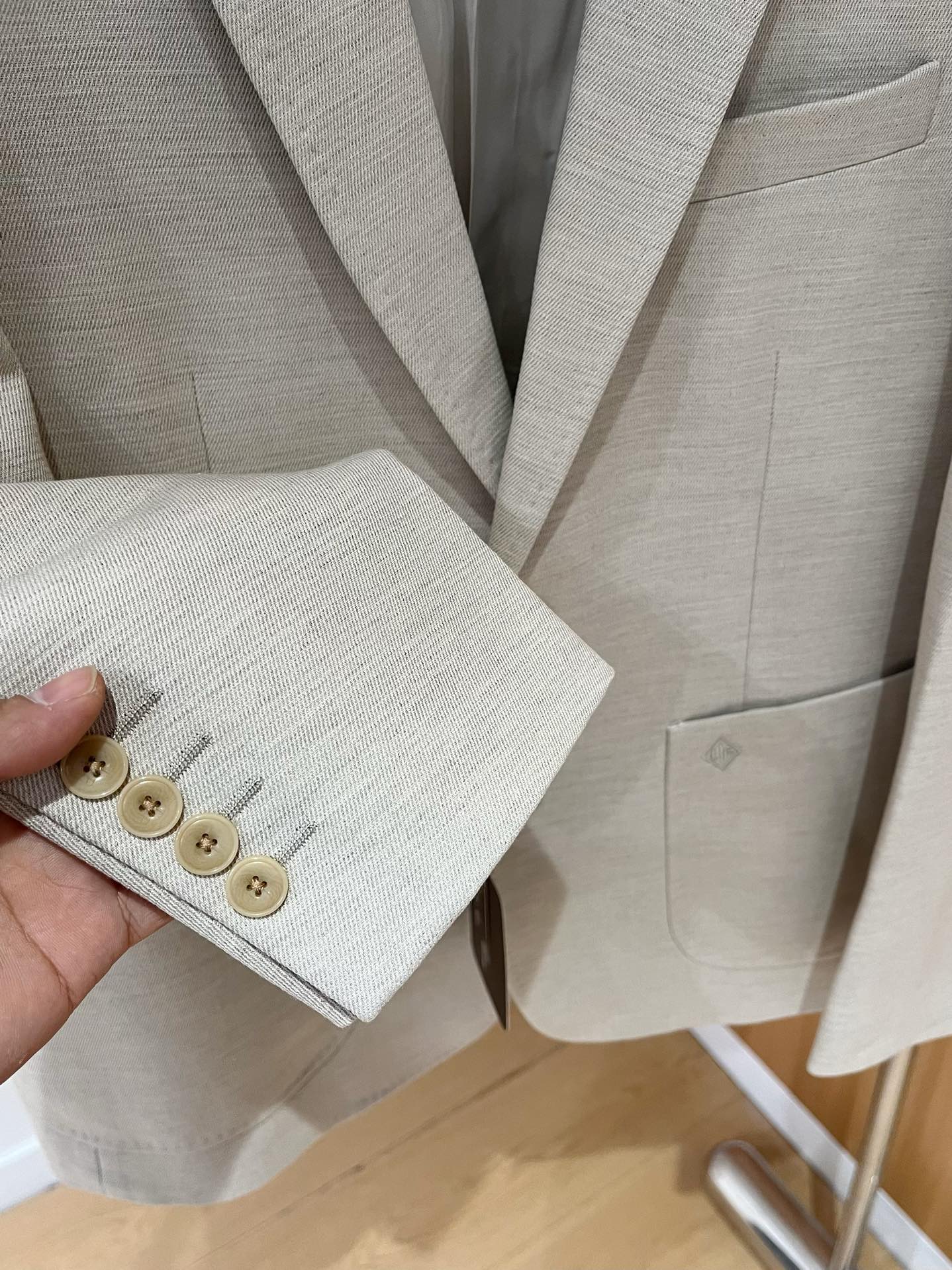 Suit